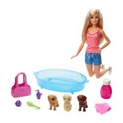 Barbie 3 Yavru Köpekli Banyo Keyfinde Oyun Seti GDJ37-Oyuncak Bebekler