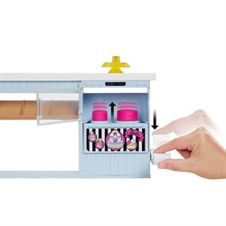 Barbie'nin Pasta Dükkanı Oyun Seti HGB73-Kız Oyun Setleri